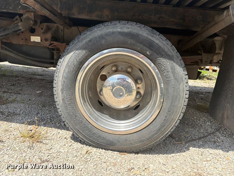 image for item FK3014 2007 GMC C5500 rollback truck
