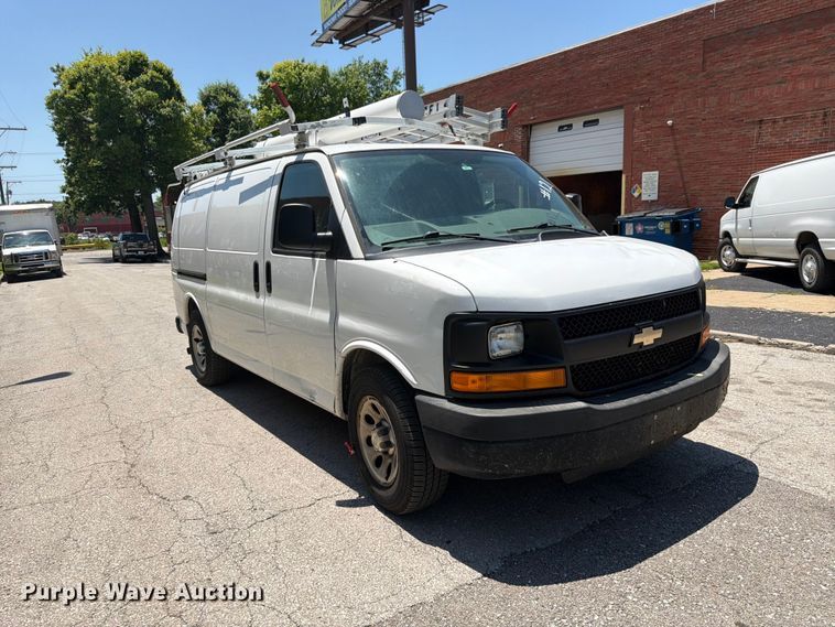 image for item FK3015 2013 Chevrolet Express 1500 van