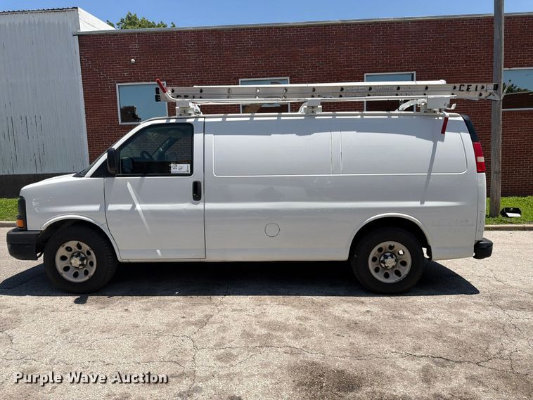 image for item FK3015 2013 Chevrolet Express 1500 van