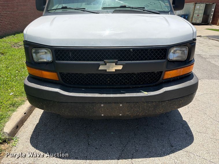 image for item FK3015 2013 Chevrolet Express 1500 van