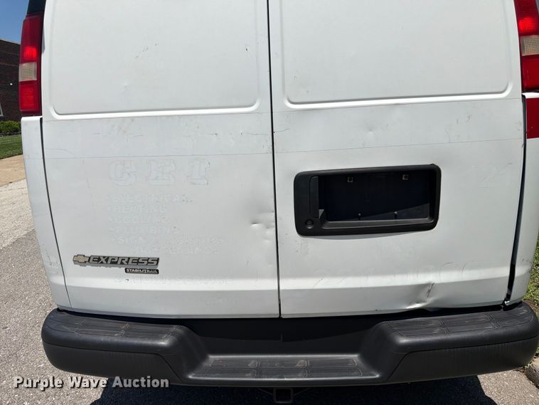 image for item FK3015 2013 Chevrolet Express 1500 van