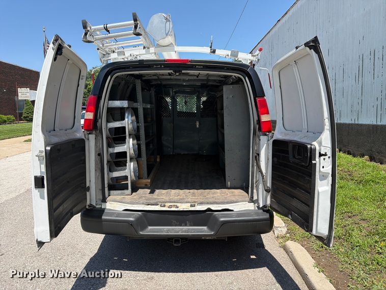 image for item FK3015 2013 Chevrolet Express 1500 van