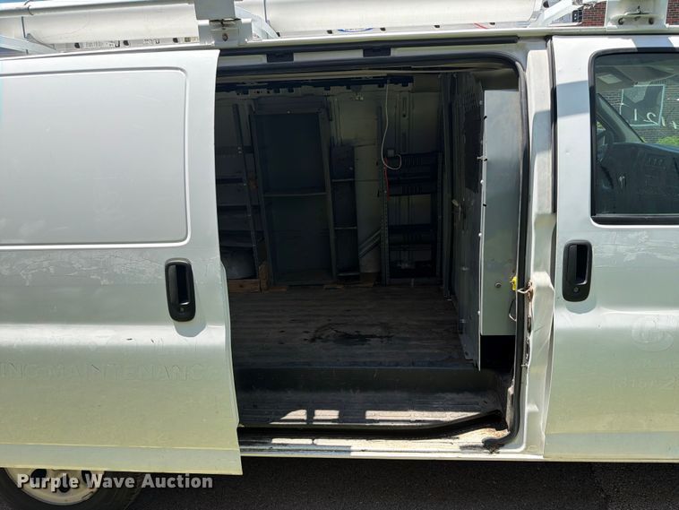 image for item FK3015 2013 Chevrolet Express 1500 van