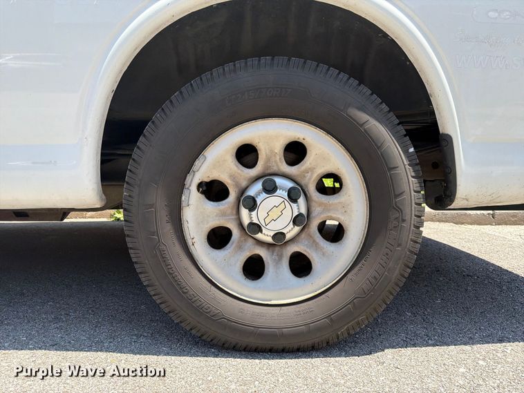 image for item FK3015 2013 Chevrolet Express 1500 van