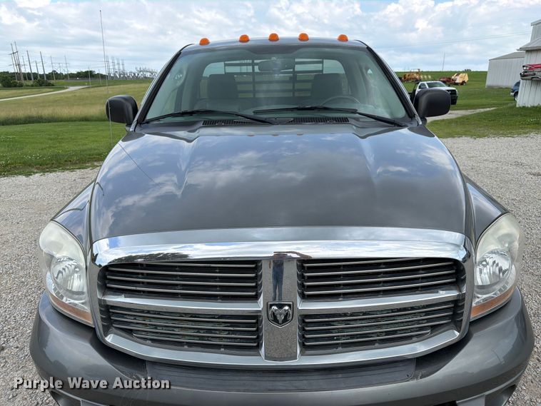 image for item FK3031 2006 Dodge Ram 2500 flatbed pickup truck