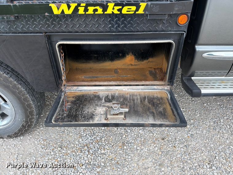 image for item FK3031 2006 Dodge Ram 2500 flatbed pickup truck