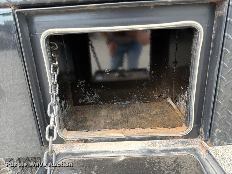 image for item FK3031 2006 Dodge Ram 2500 flatbed pickup truck