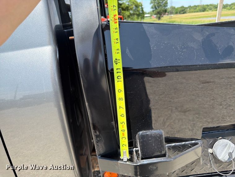image for item FK3031 2006 Dodge Ram 2500 flatbed pickup truck
