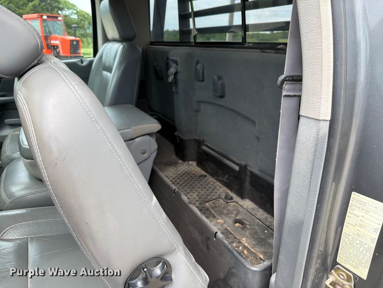 image for item FK3031 2006 Dodge Ram 2500 flatbed pickup truck