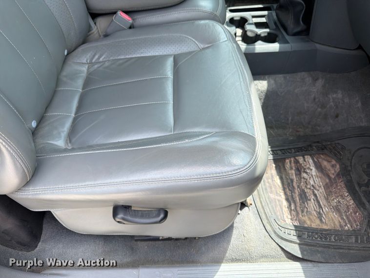 image for item FK3031 2006 Dodge Ram 2500 flatbed pickup truck