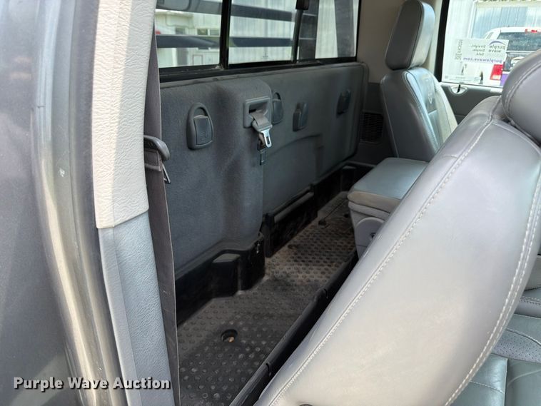 image for item FK3031 2006 Dodge Ram 2500 flatbed pickup truck
