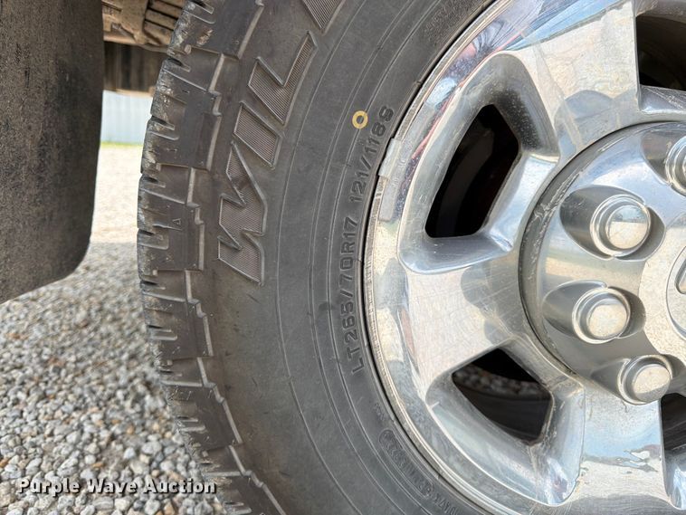 image for item FK3031 2006 Dodge Ram 2500 flatbed pickup truck