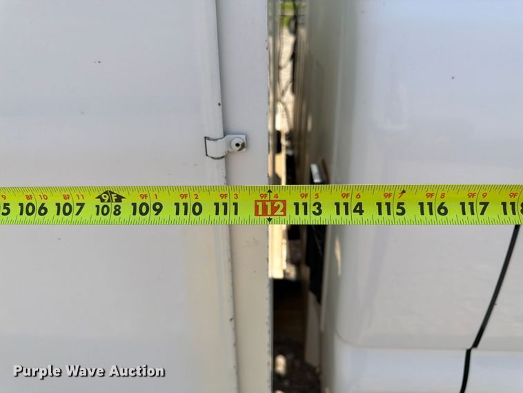 image for item FK3040 2005 Chevrolet Silverado 2500HD utility bed pickup truck