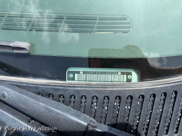 image for item FK3040 2005 Chevrolet Silverado 2500HD utility bed pickup truck