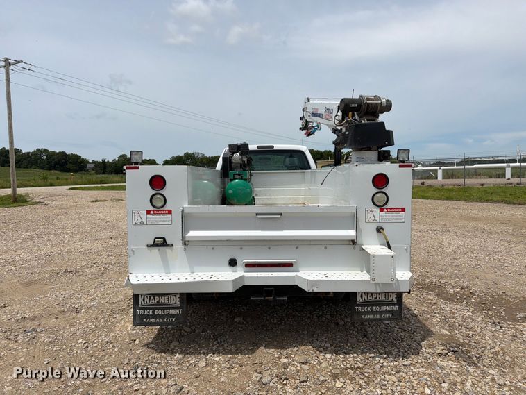 image for item FK3041 2015 Ford F350 Super Duty utility bed pickup truck