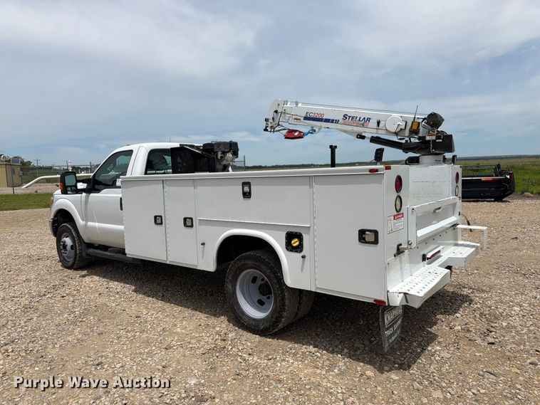 image for item FK3041 2015 Ford F350 Super Duty utility bed pickup truck