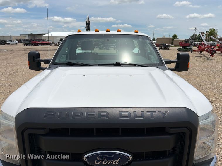 image for item FK3041 2015 Ford F350 Super Duty utility bed pickup truck