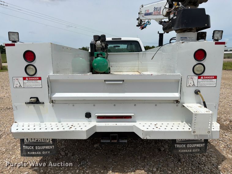 image for item FK3041 2015 Ford F350 Super Duty utility bed pickup truck