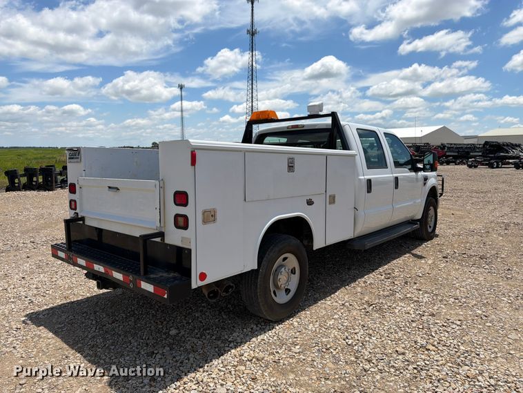 image for item FK3042 2009 Ford F250 Super Duty Crew Cab utility bed pickup truck
