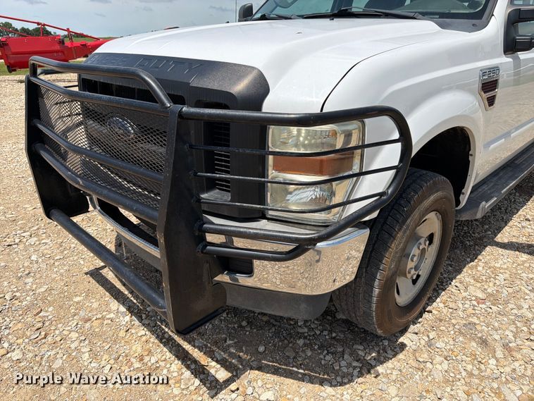 image for item FK3042 2009 Ford F250 Super Duty Crew Cab utility bed pickup truck