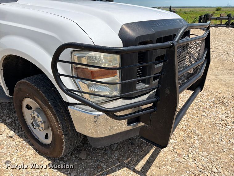 image for item FK3042 2009 Ford F250 Super Duty Crew Cab utility bed pickup truck