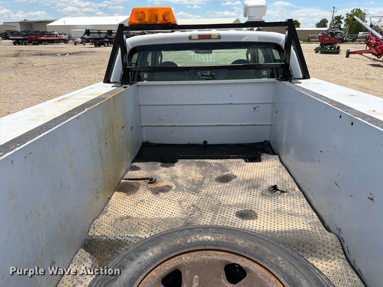 image for item FK3042 2009 Ford F250 Super Duty Crew Cab utility bed pickup truck