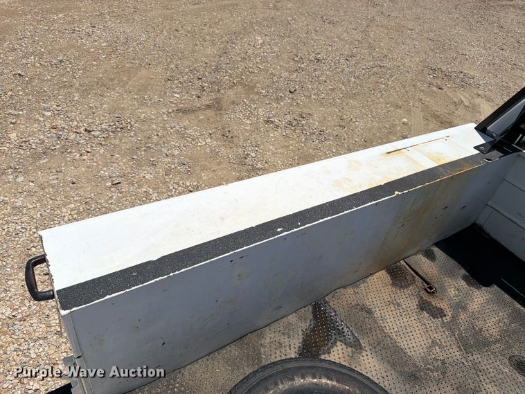 image for item FK3042 2009 Ford F250 Super Duty Crew Cab utility bed pickup truck