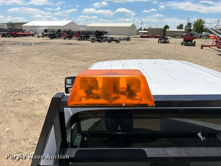 image for item FK3042 2009 Ford F250 Super Duty Crew Cab utility bed pickup truck