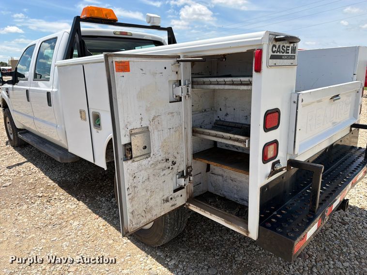 image for item FK3042 2009 Ford F250 Super Duty Crew Cab utility bed pickup truck