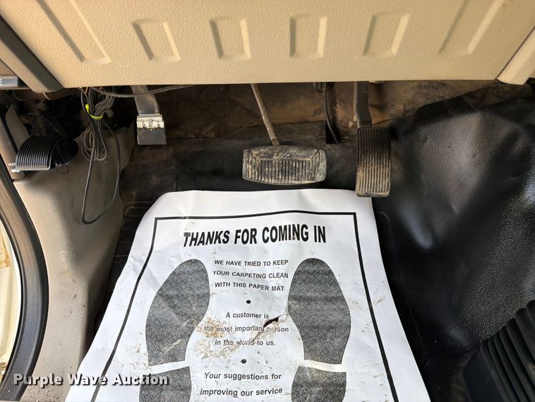 image for item FK3042 2009 Ford F250 Super Duty Crew Cab utility bed pickup truck