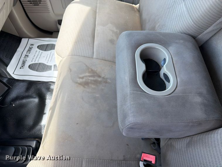 image for item FK3042 2009 Ford F250 Super Duty Crew Cab utility bed pickup truck