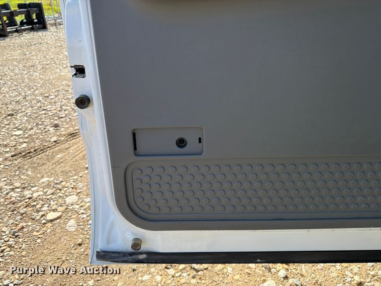 image for item FK3043 2006 Ford F350 Super Duty utility bed pickup truck