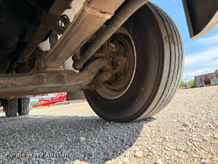 image for item FK3044 2000 Freightliner FL70 utility / service truck