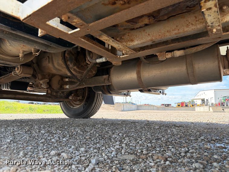 image for item FK3044 2000 Freightliner FL70 utility / service truck