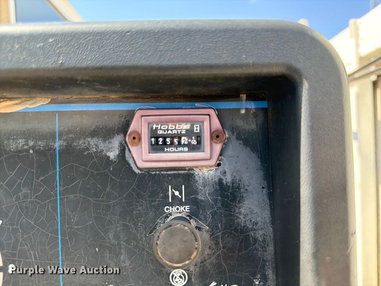 image for item FK3044 2000 Freightliner FL70 utility / service truck