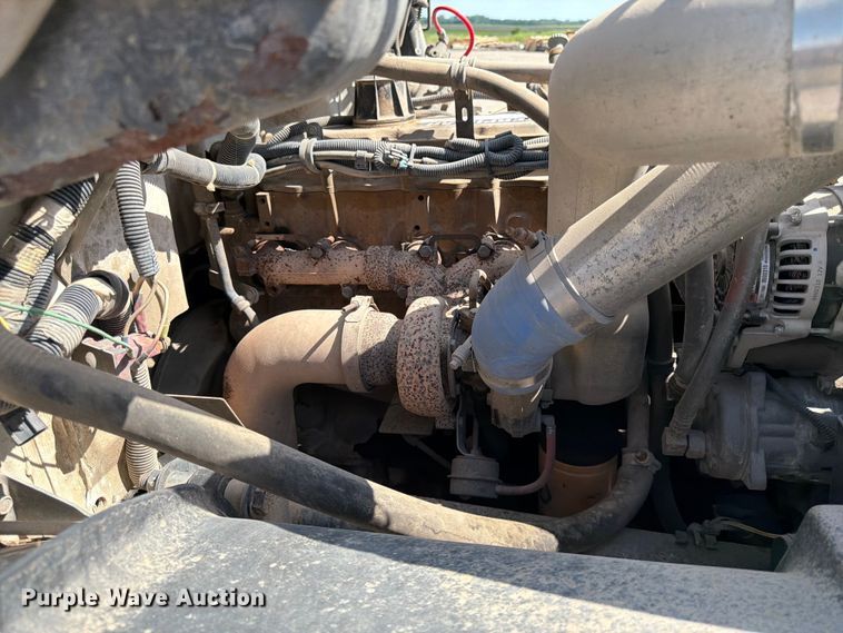 image for item FK3044 2000 Freightliner FL70 utility / service truck