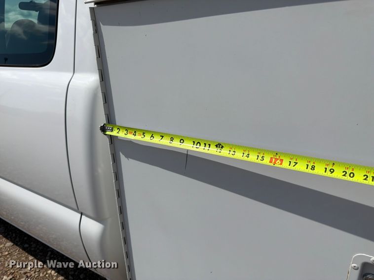 image for item FK3045 2006 Chevrolet Silverado 2500HD Ext. Cab utility bed pickup truck