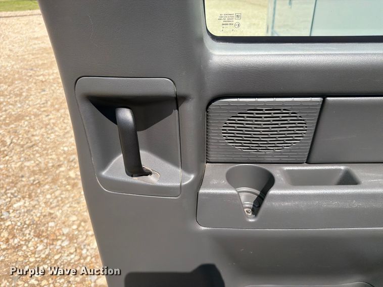 image for item FK3045 2006 Chevrolet Silverado 2500HD Ext. Cab utility bed pickup truck