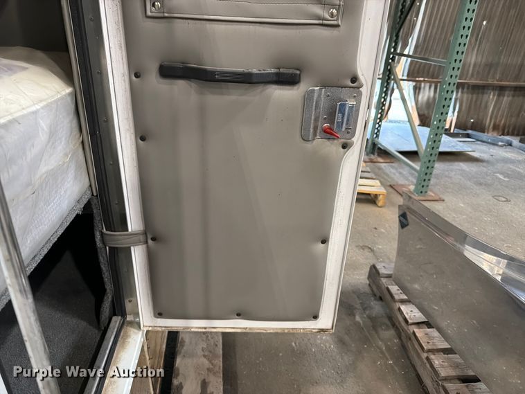image for item FK3059 Sleeper cab
