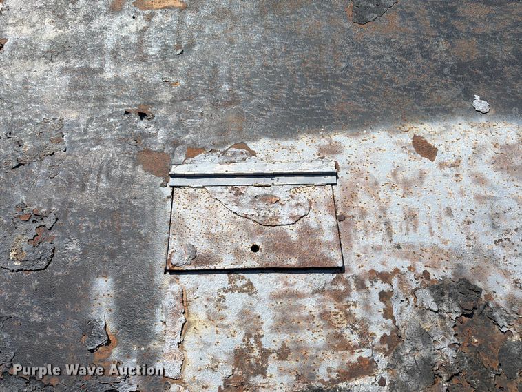 image for item FK3082 2001 International 4700 flatbed truck