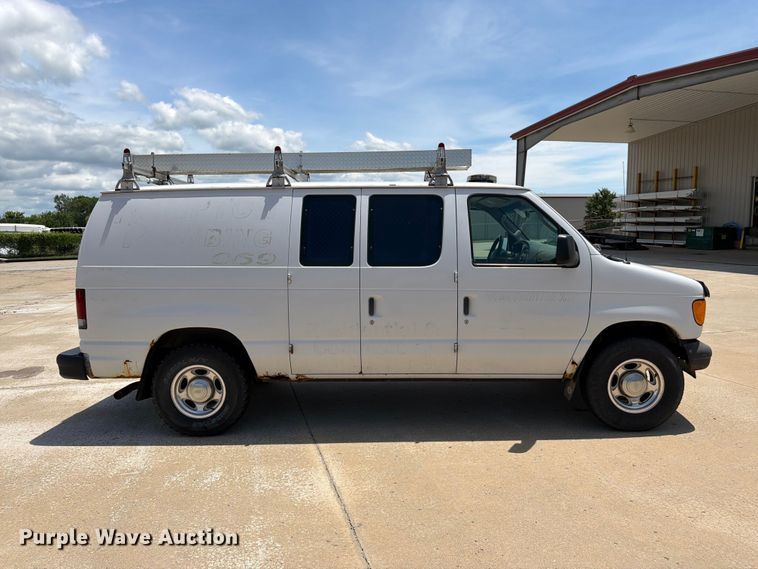 image for item FK3083 2003 Ford E250 van