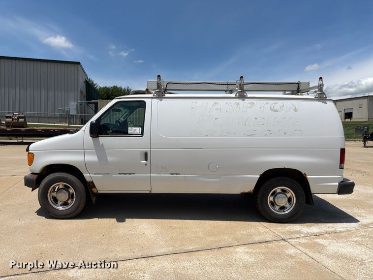 image for item FK3083 2003 Ford E250 van