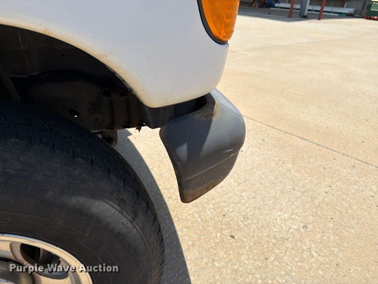 image for item FK3083 2003 Ford E250 van
