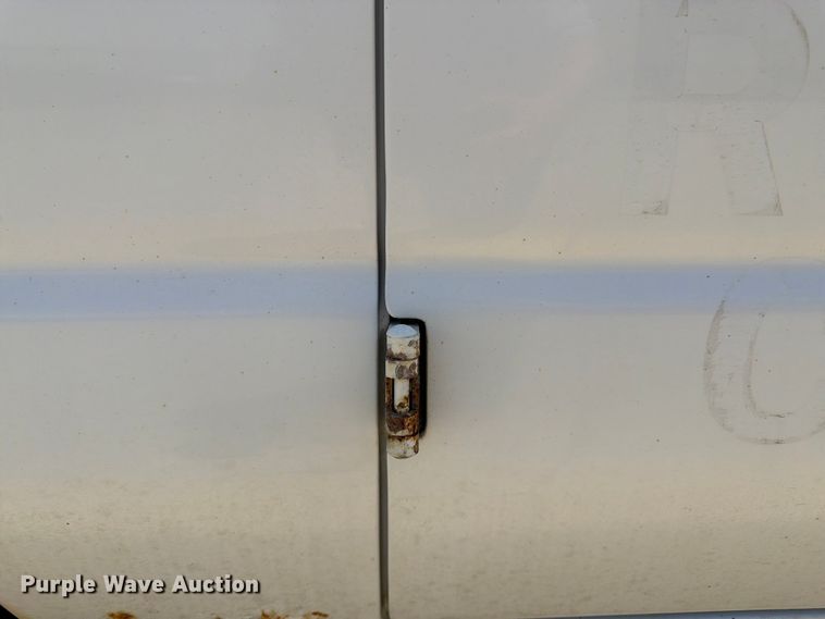 image for item FK3083 2003 Ford E250 van