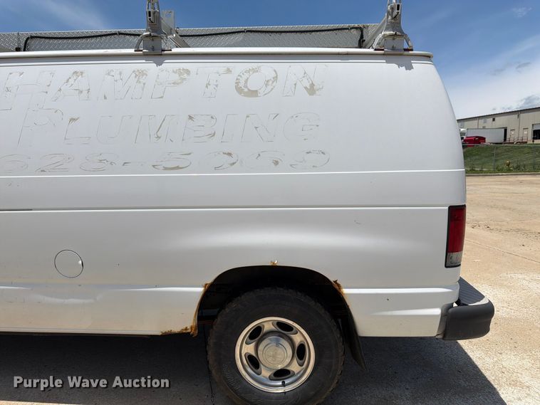 image for item FK3083 2003 Ford E250 van