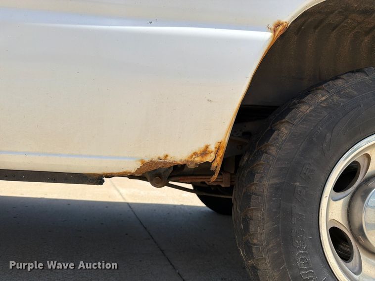 image for item FK3083 2003 Ford E250 van