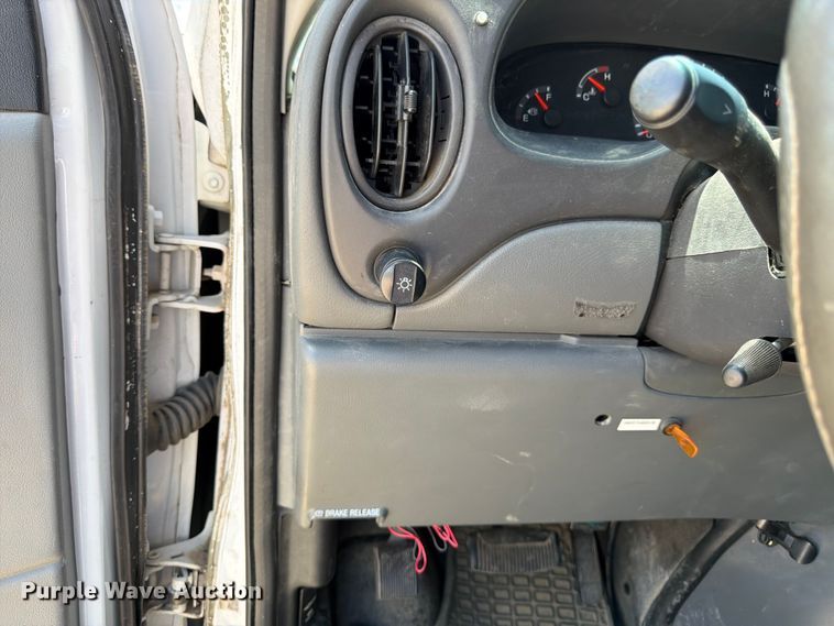 image for item FK3083 2003 Ford E250 van