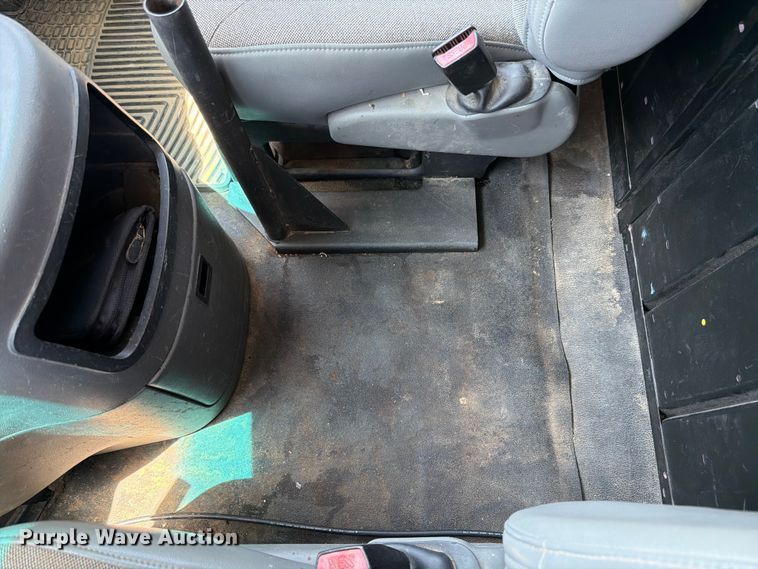 image for item FK3083 2003 Ford E250 van