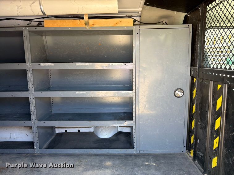 image for item FK3083 2003 Ford E250 van