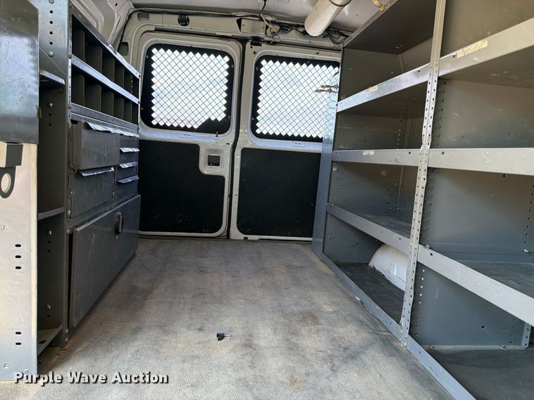 image for item FK3083 2003 Ford E250 van